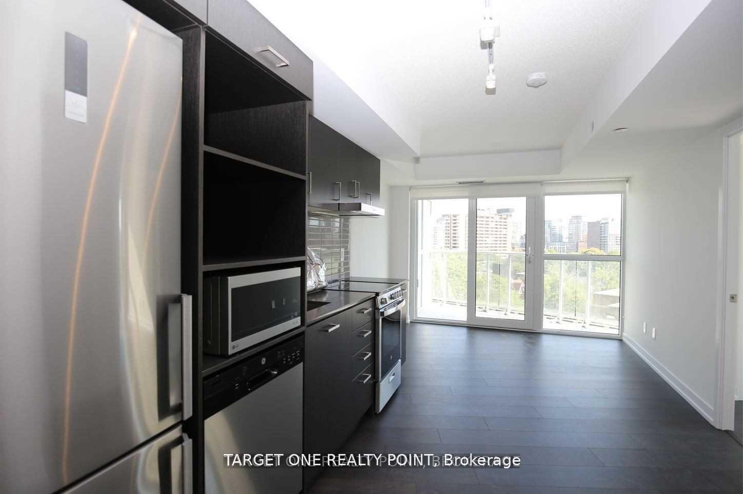 2 Bedrooms Condo at 219 Dundas,  Toronto For sale