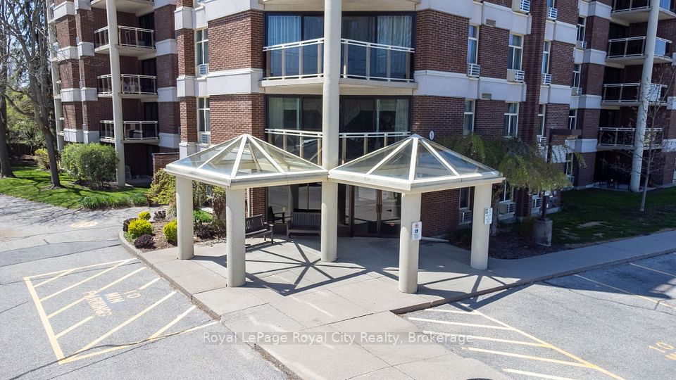 #601 - 8 Christopher Court, Guelph, ON N1G 4N7