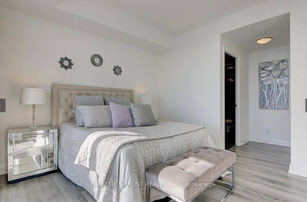 56 Annie Craig Drive, #4101