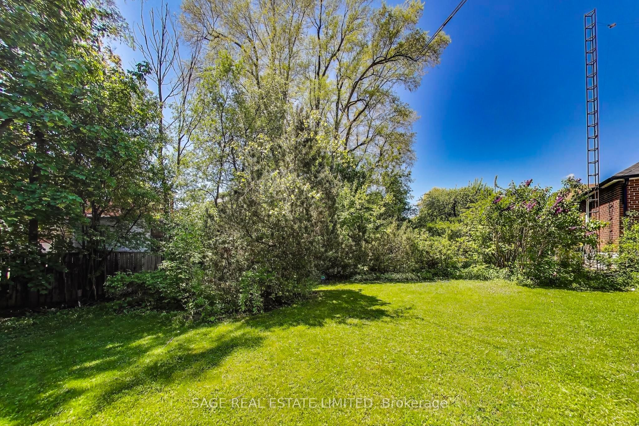 33 Kirkland Boulevard