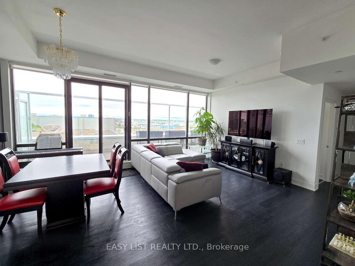 2 Bedrooms Condo at 2908 Highway 7, Vaughan For sale