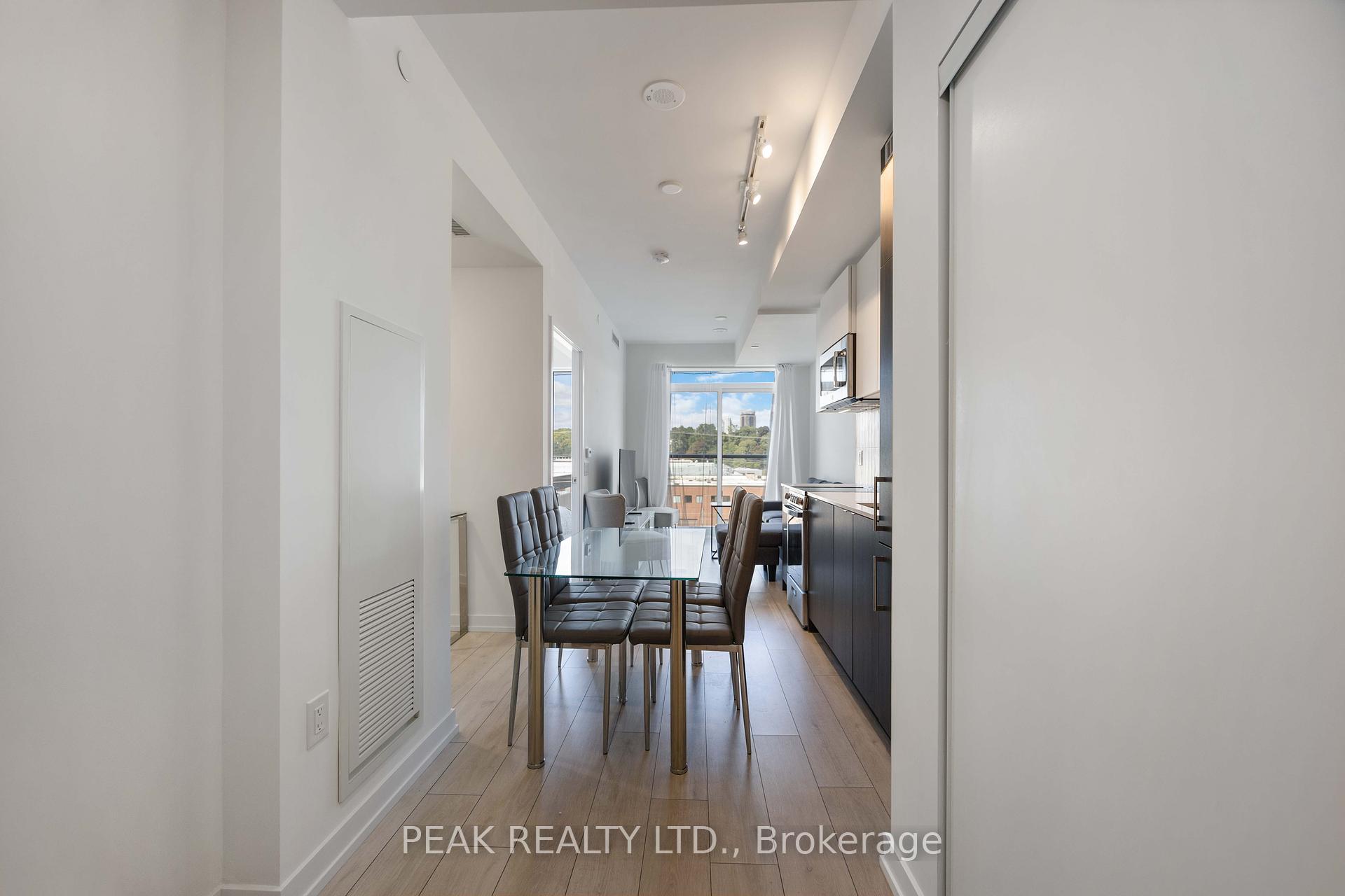 1 Bedroom Condo at 500 Dupont,  Toronto For sale