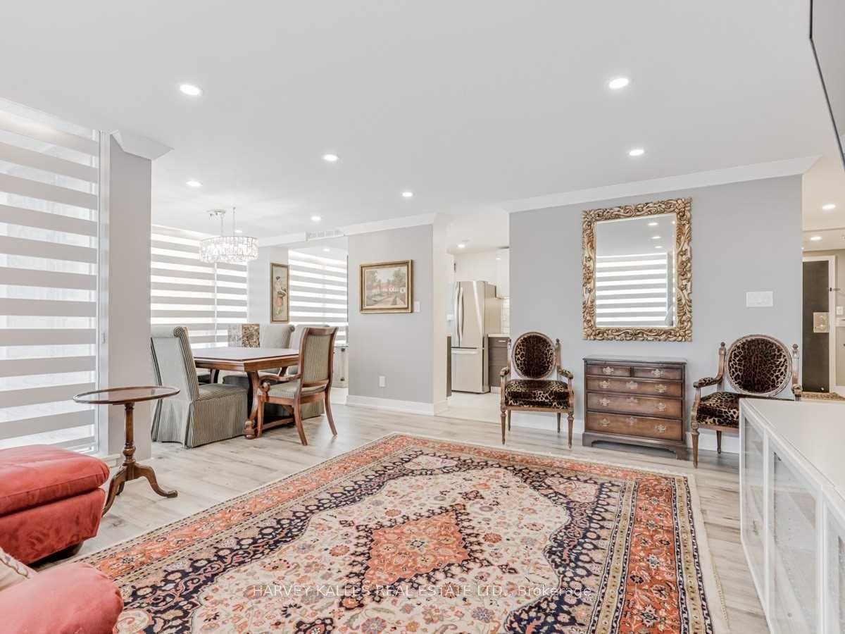 3 Bedrooms Condo at 5785 Yonge,  Toronto For sale