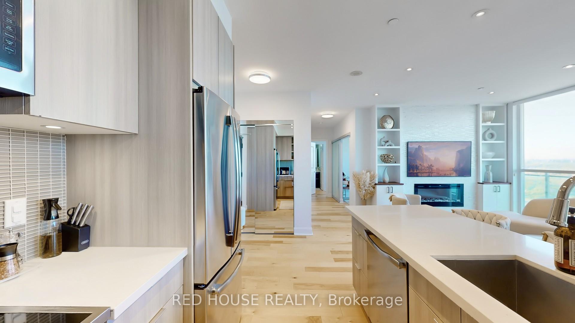 3 Bedrooms Condo at 33 Shore Breeze, Toronto For sale