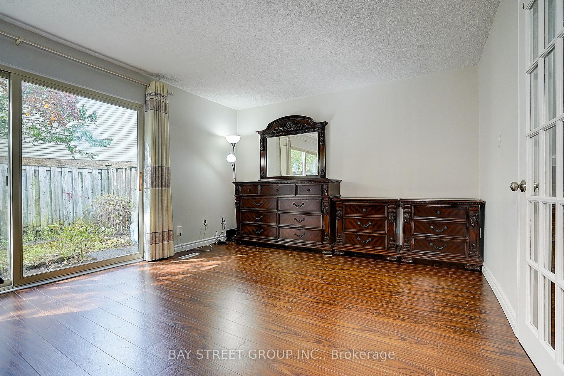 4 Bedrooms Condo at 270 Timberbank, Toronto For sale