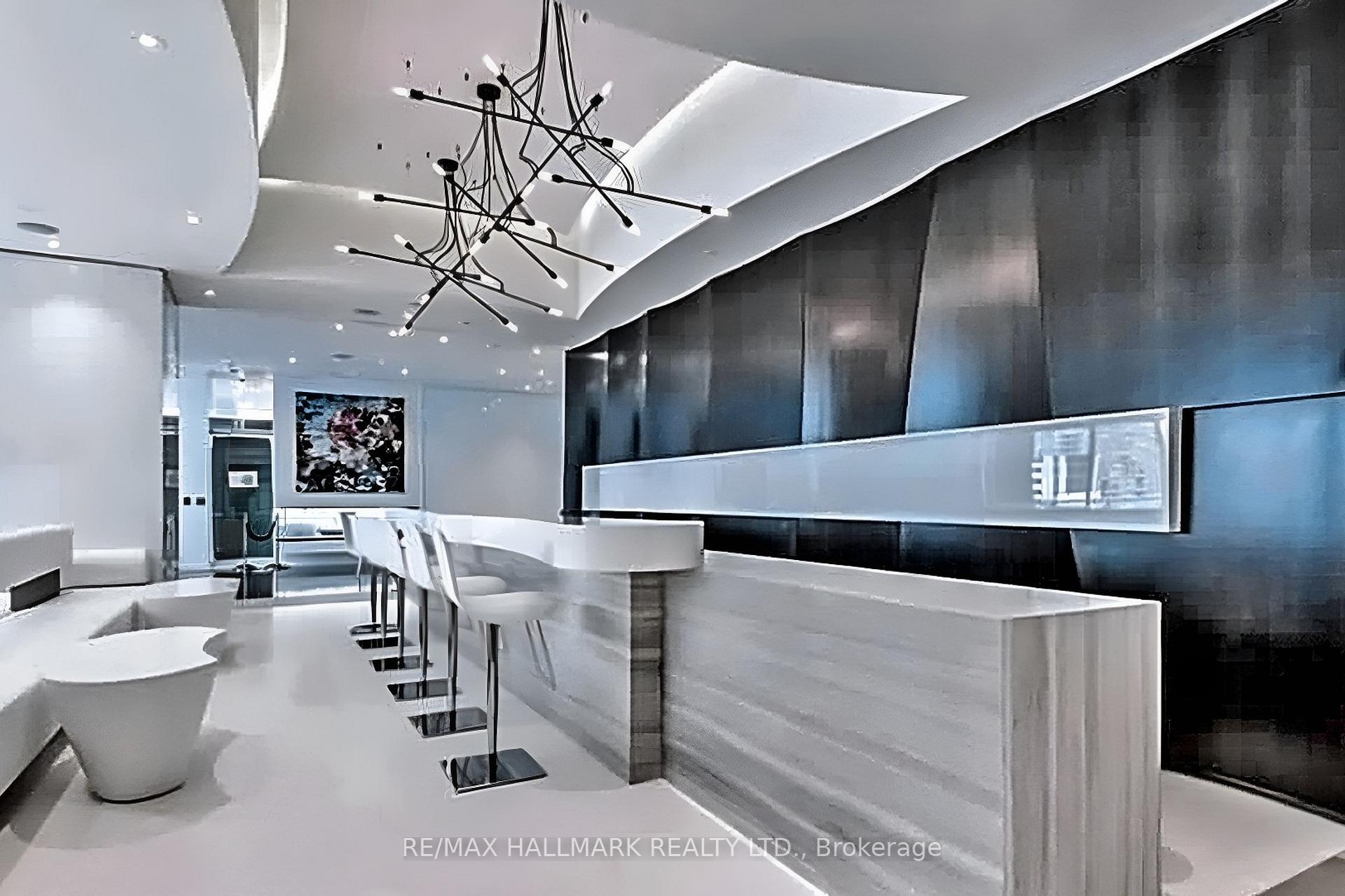3 Bedrooms Condo at 1 Bloor,  Toronto For sale