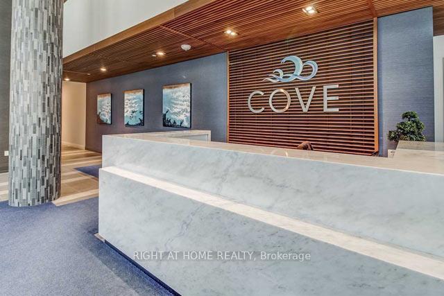 2 Bedrooms Condo at 39 Annie Craig, Toronto For sale