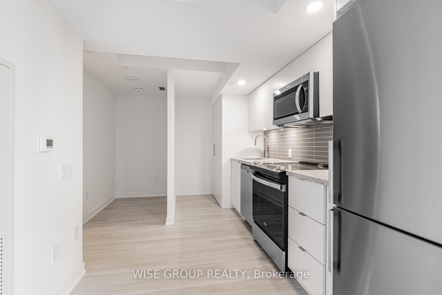 1 Bedroom Condo at 500 Wilson, Toronto For sale