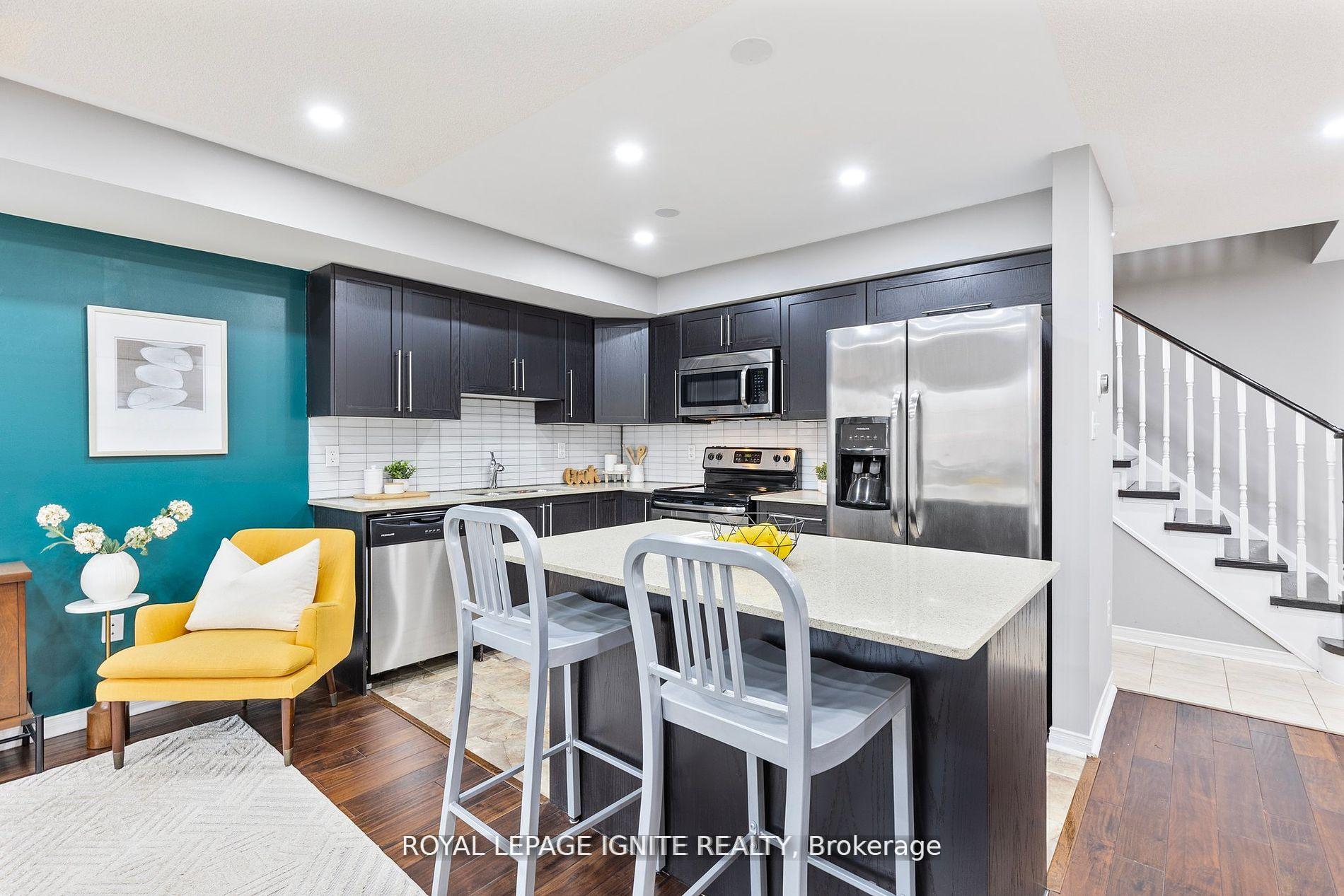 2 Bedrooms Condo at 6063 Kingston, Toronto For sale
