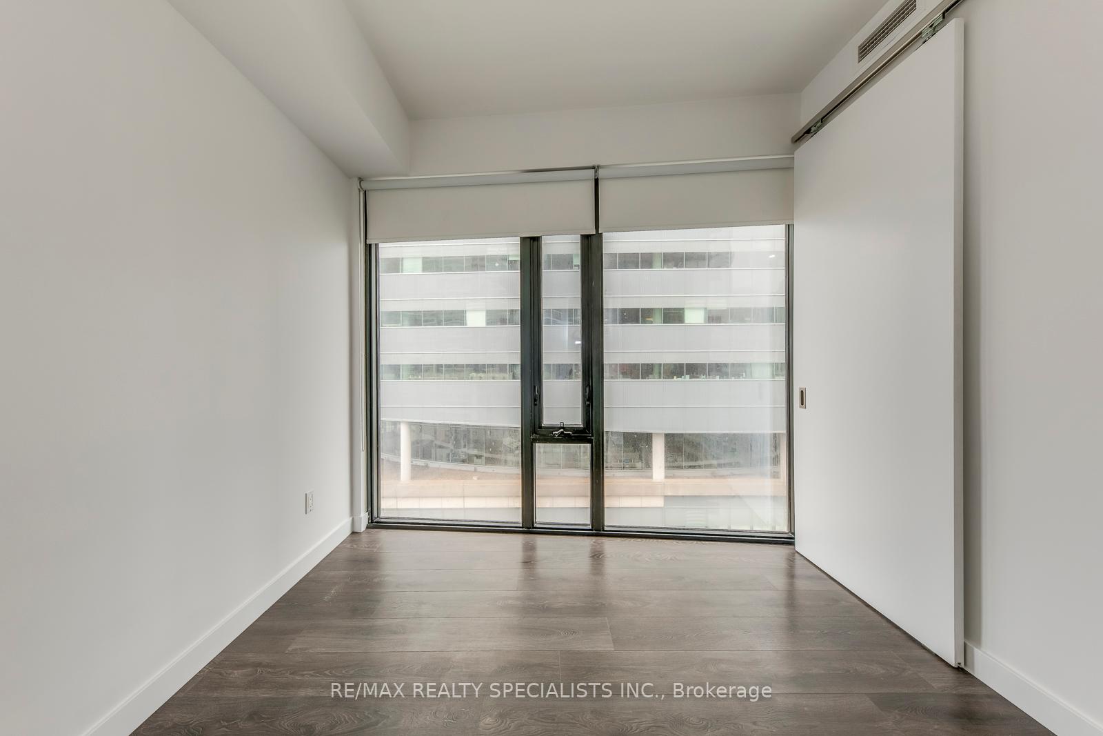 3 Bedrooms Condo at 215 Queen, Toronto For sale