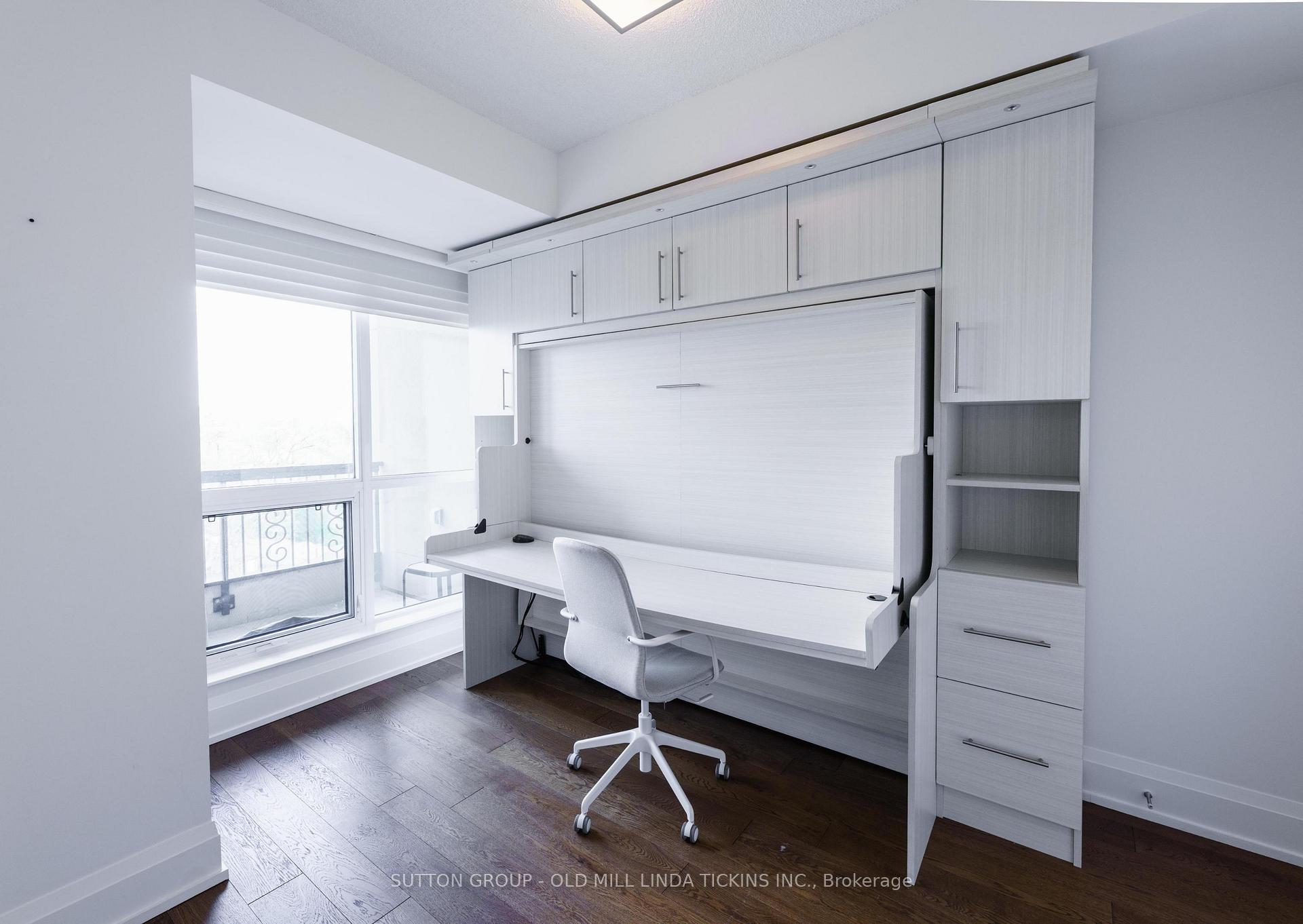 3 Bedrooms Condo at 1 Old Mill, Toronto For sale
