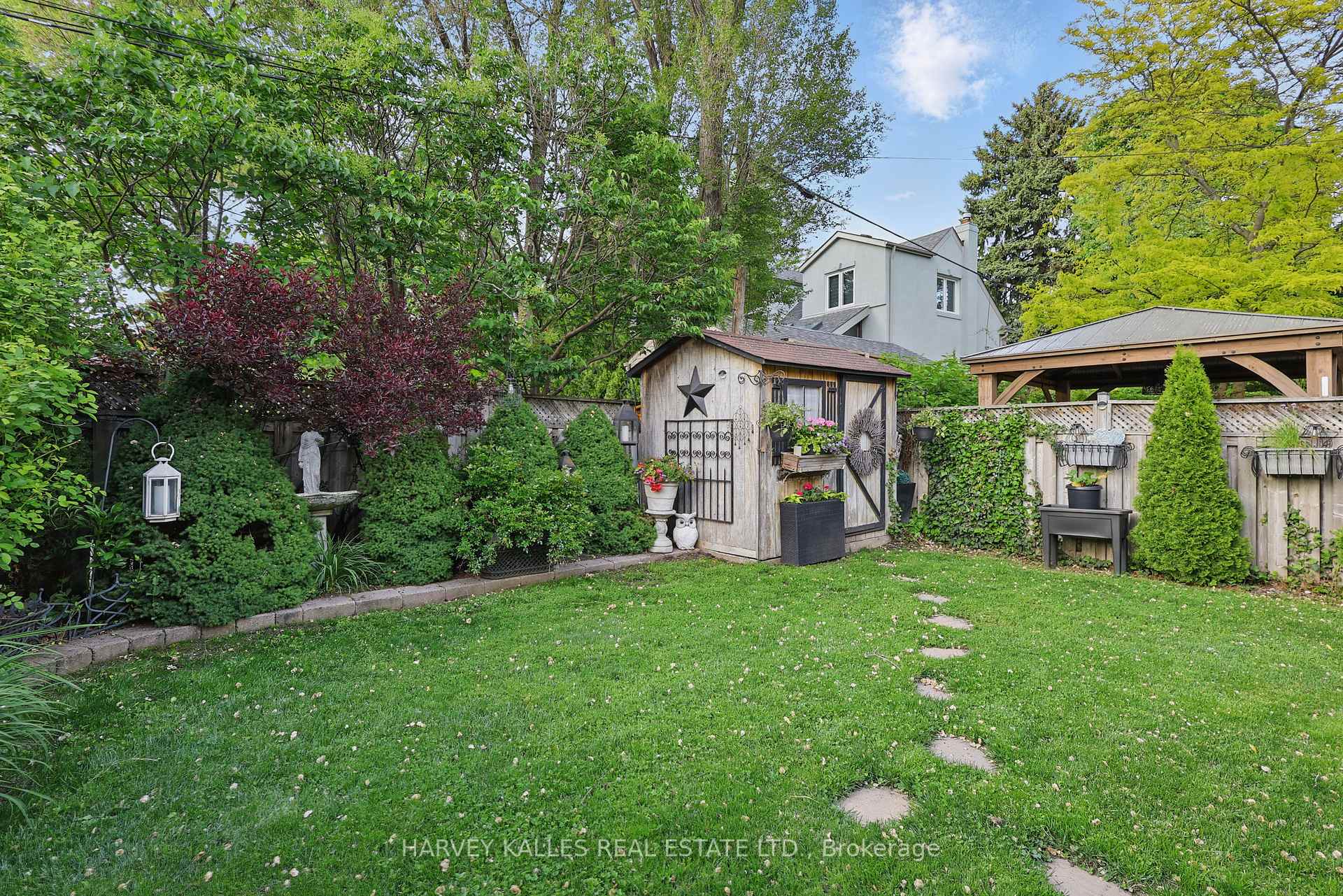 362 Broadway Avenue