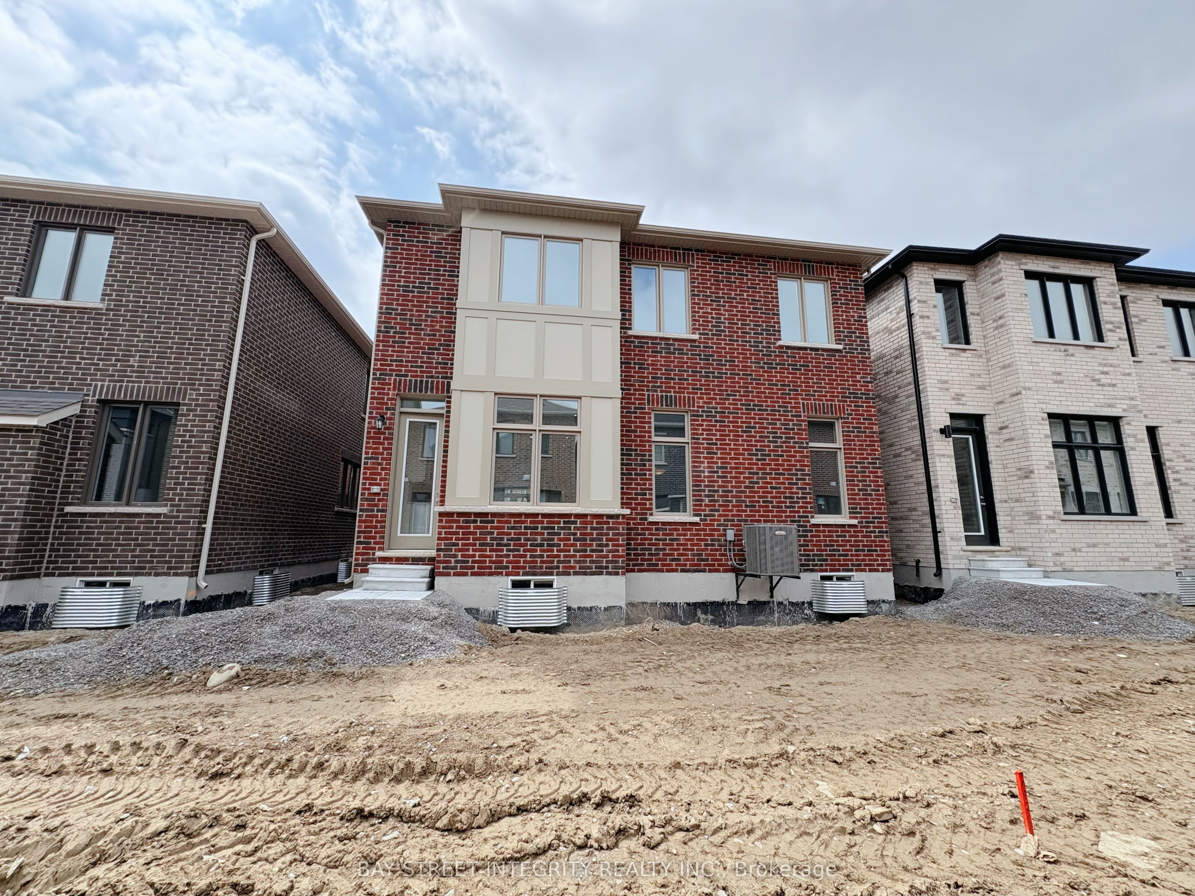 6 Spring Oak Crescent S