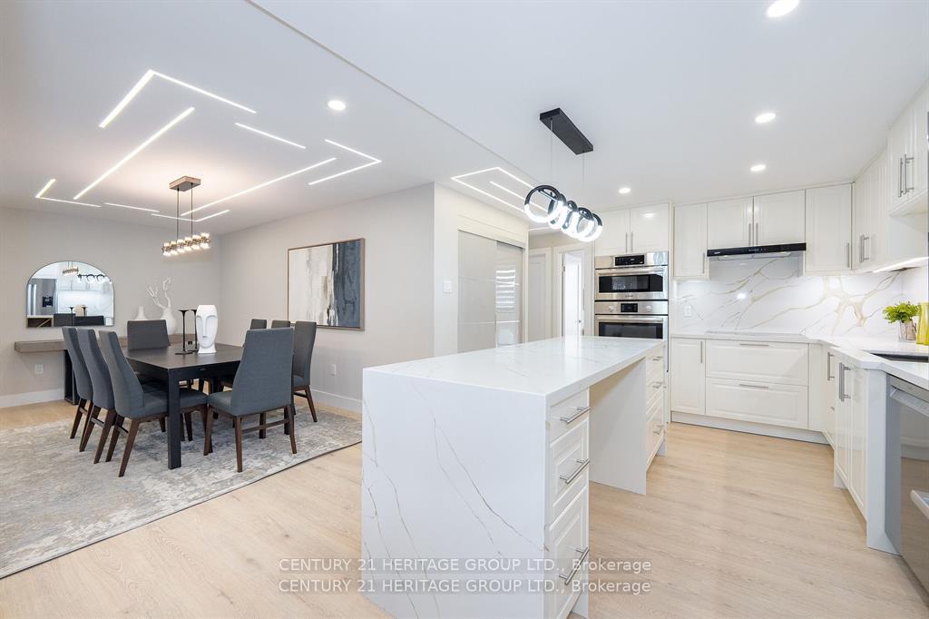 2 Bedrooms Condo at 3303 Don Mills, Toronto For sale