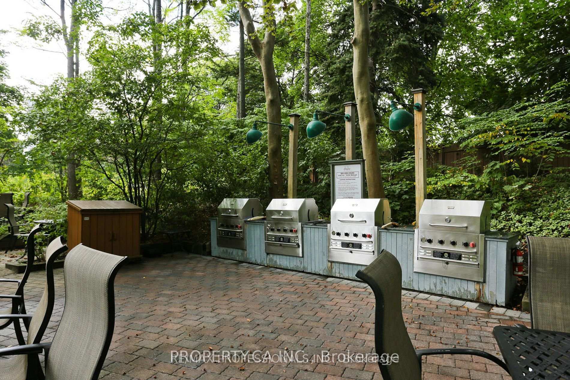 2 Bedrooms Condo at 2010 Islington,  Toronto For sale