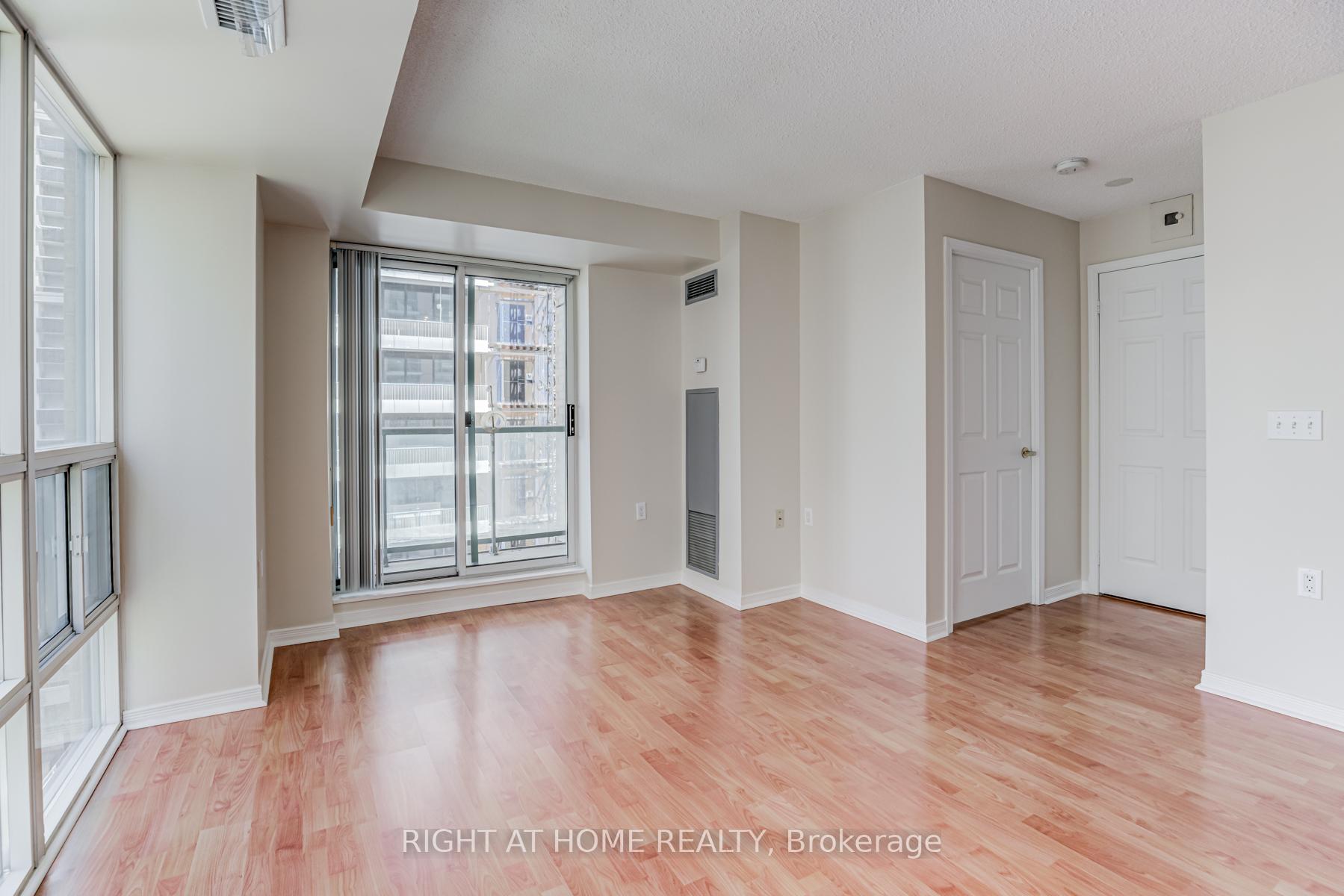 1 Bedroom Condo at 28 Olive, Toronto For sale