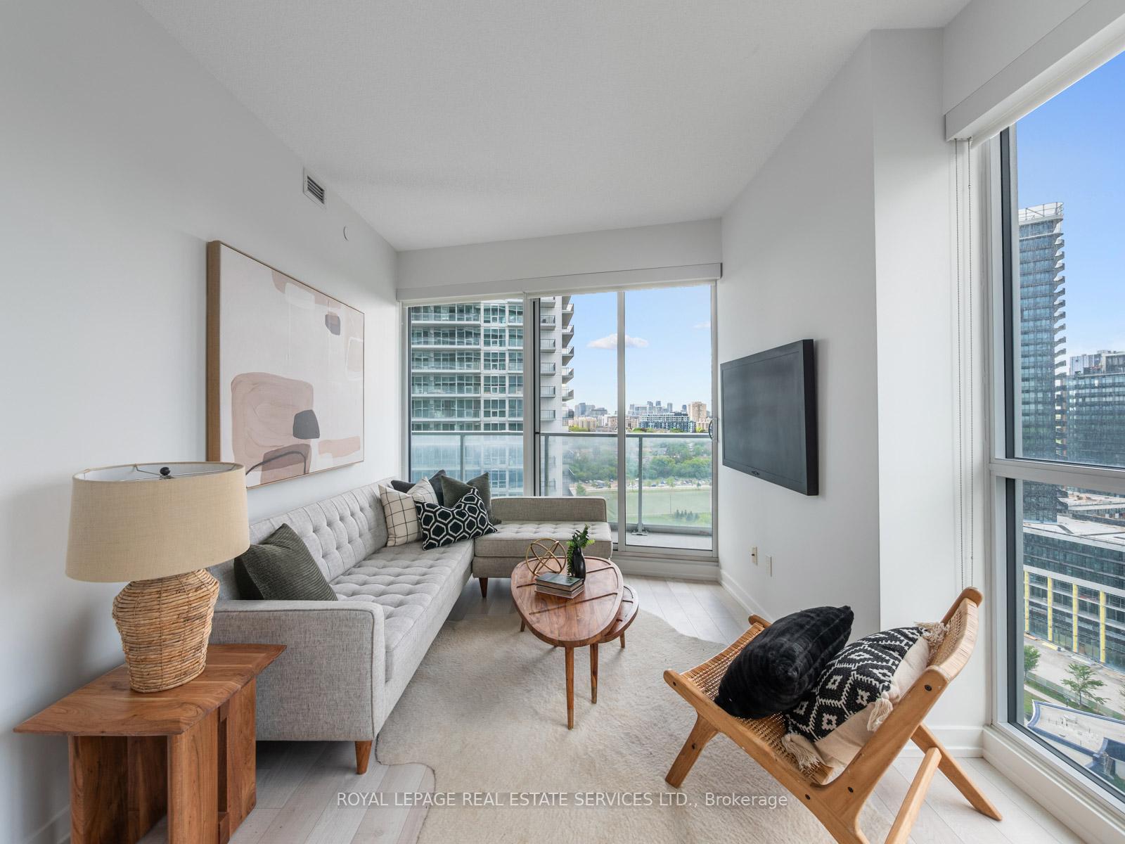 2 Bedrooms Condo at 115 McMahon, Toronto For sale