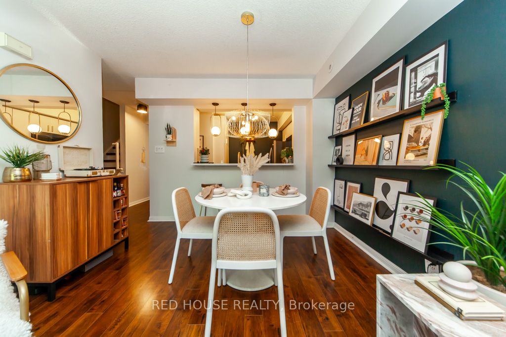 33 Canniff Street, #714