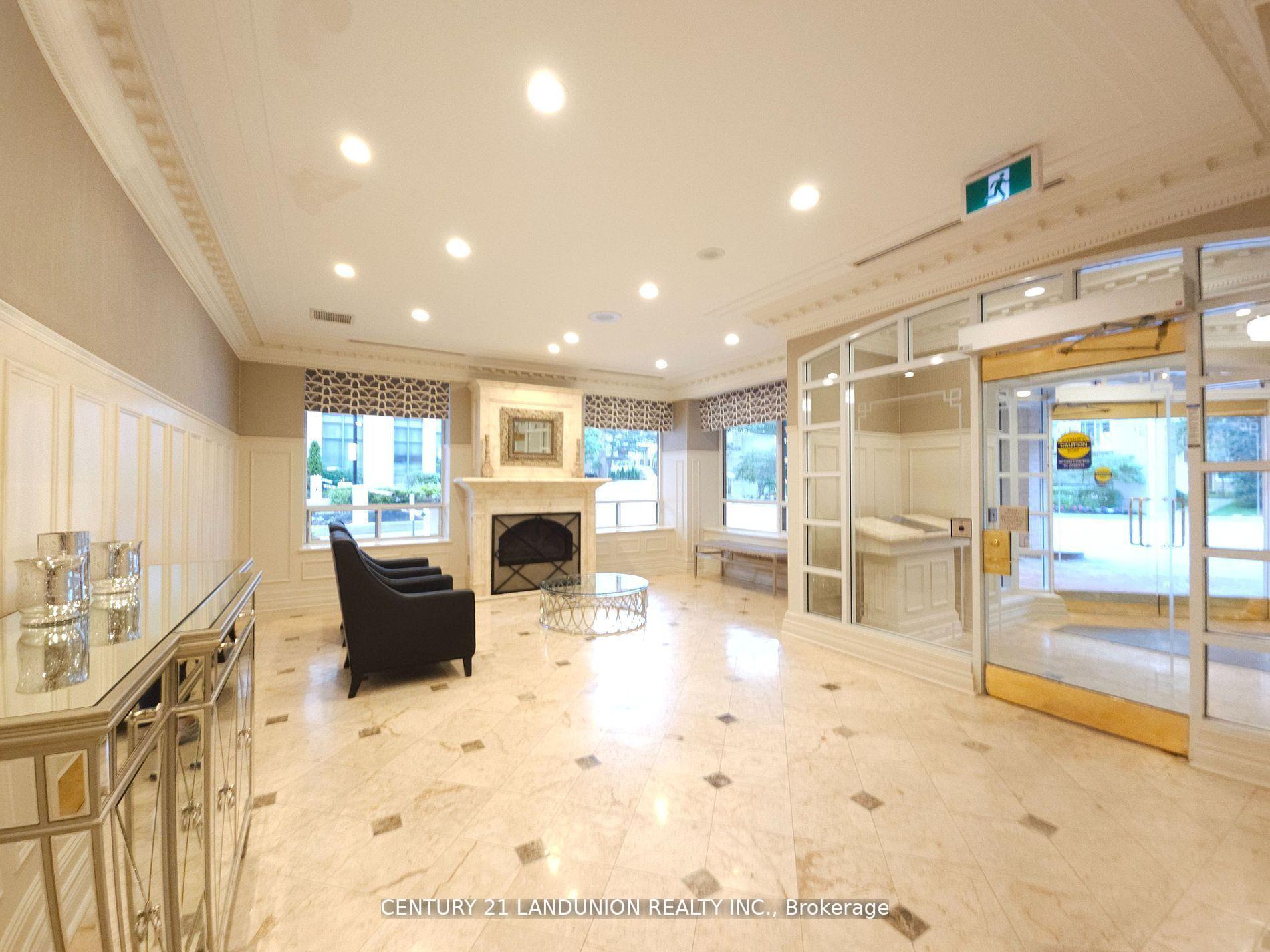 2 Bedrooms Condo at 88 Grandview,  Toronto For sale