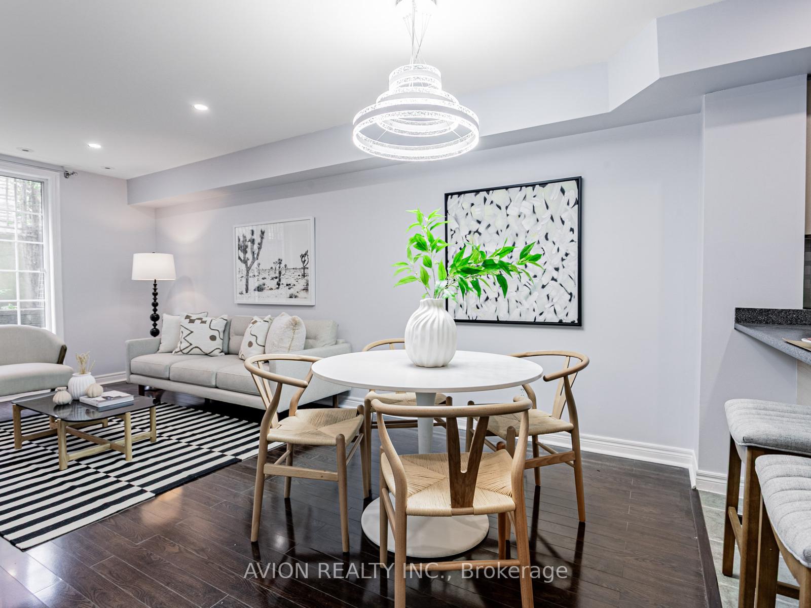 3 Bedrooms Condo at 45 Cedarcroft, Toronto For sale