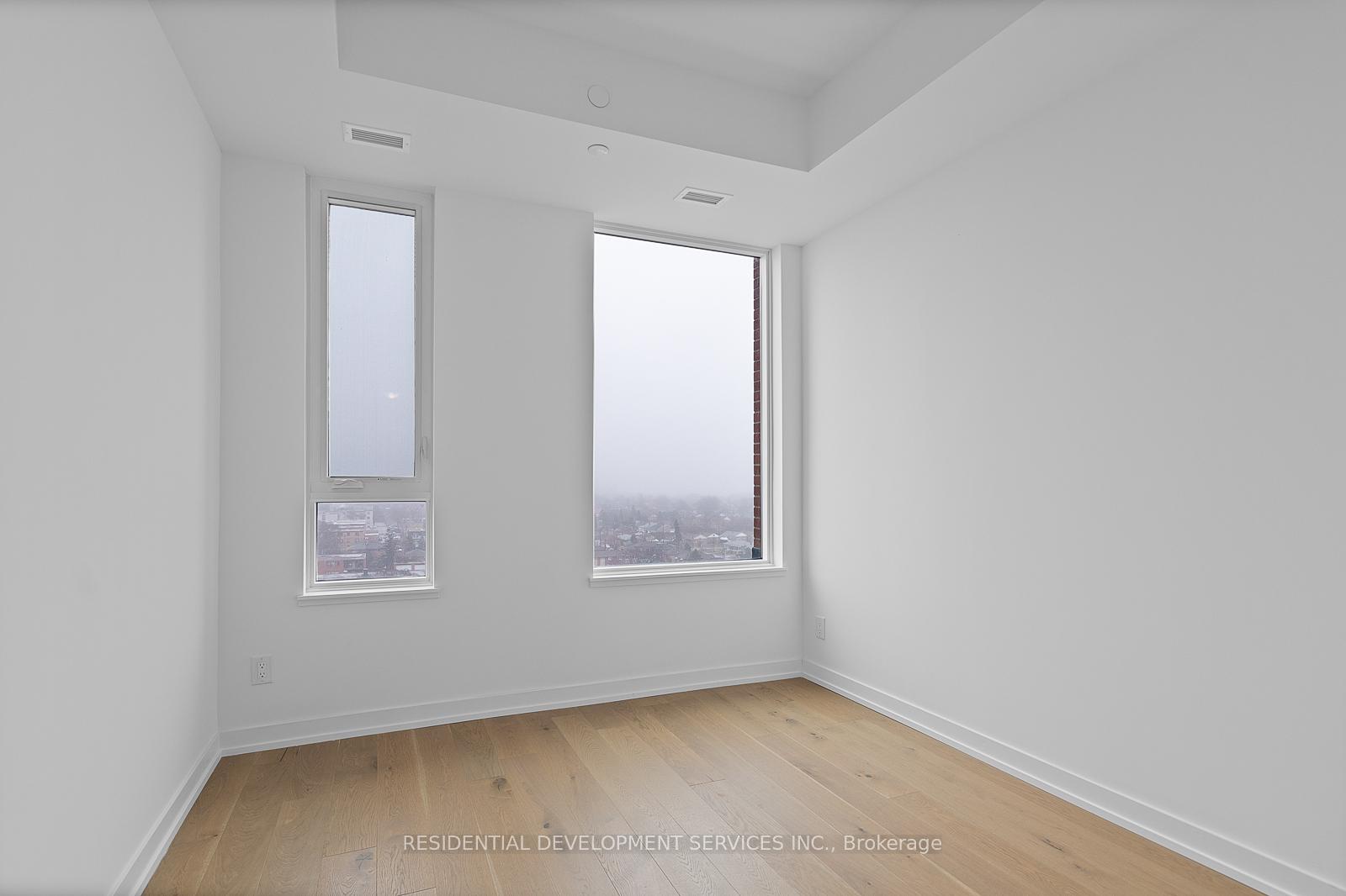 3 Bedrooms Condo at 3100 Keele,  Toronto For sale