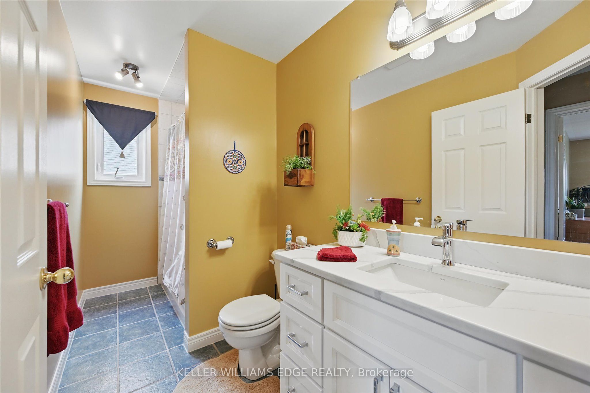 2939 Darien Road