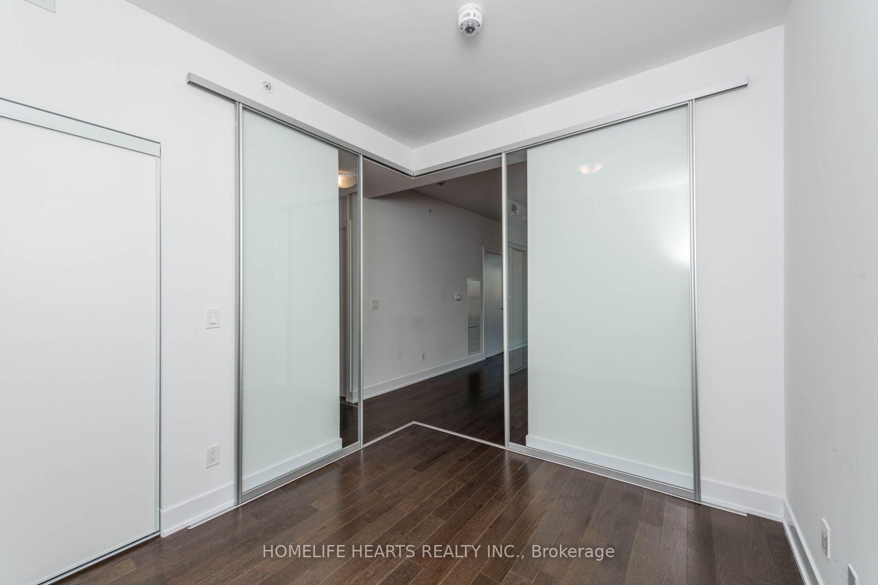 2 Bedrooms Condo at 181 Bedford, Toronto For sale