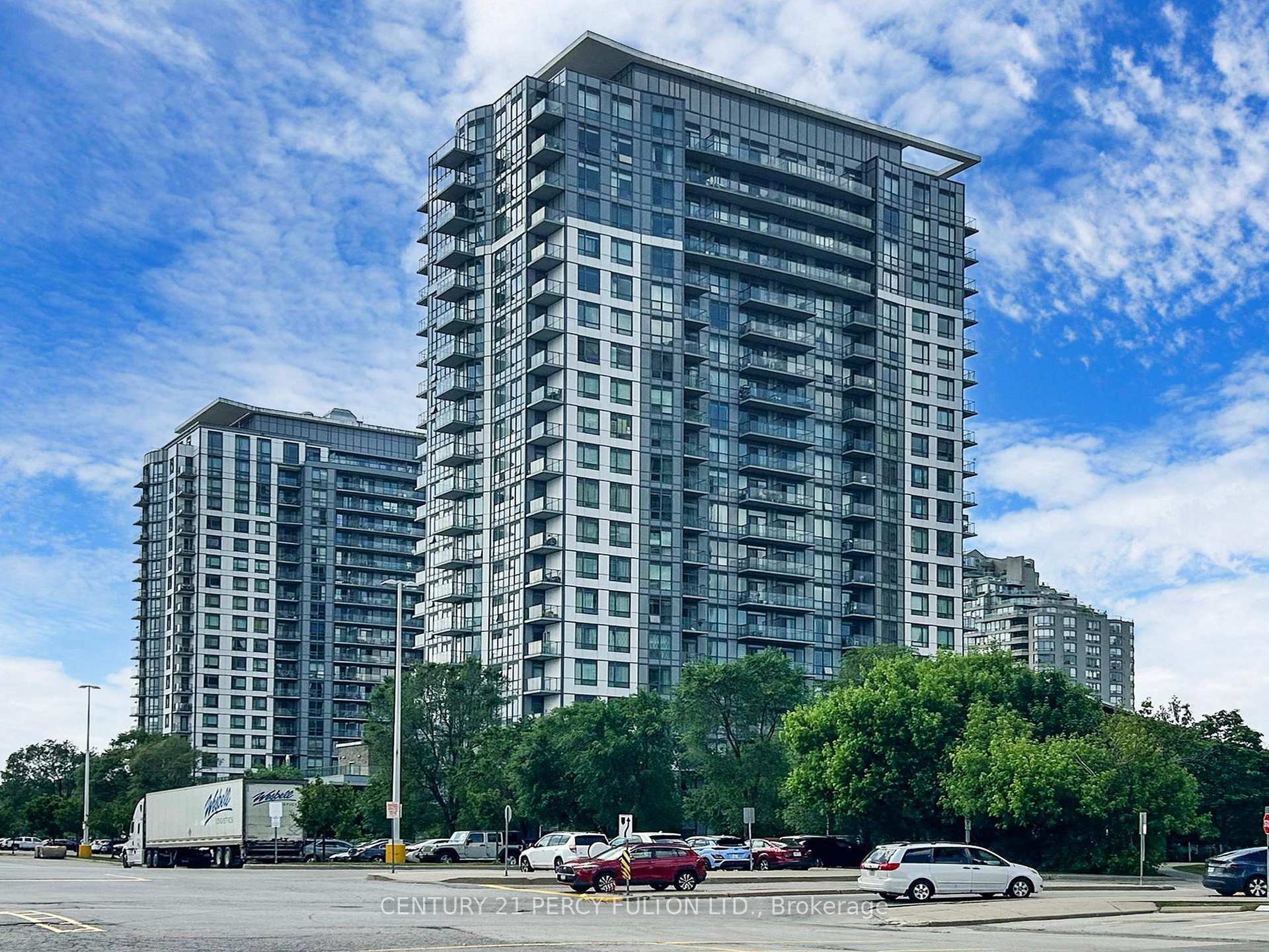 2 Bedrooms Condo at 195 Bonis, Toronto For sale
