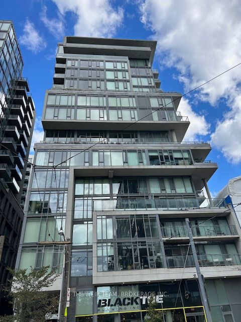 95 Bathurst Street