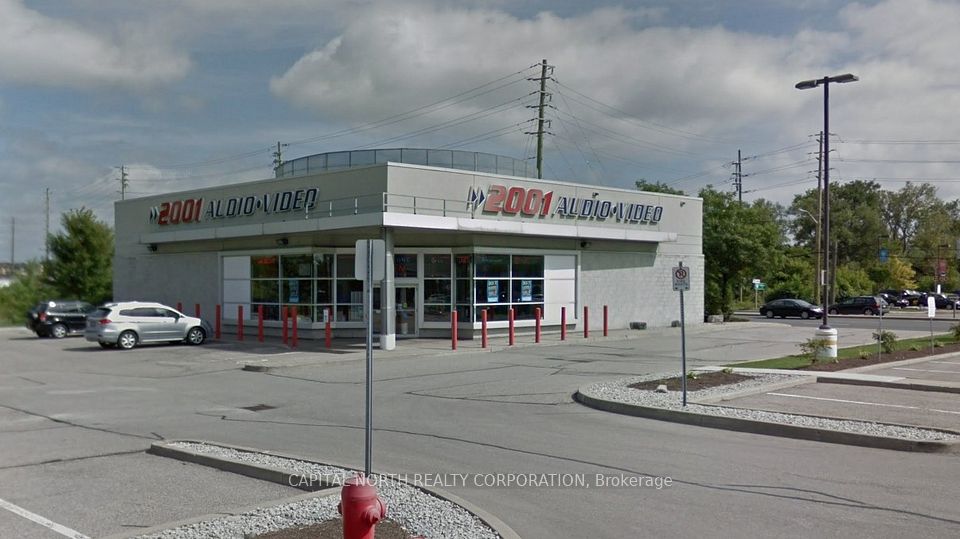 8502 Woodbine