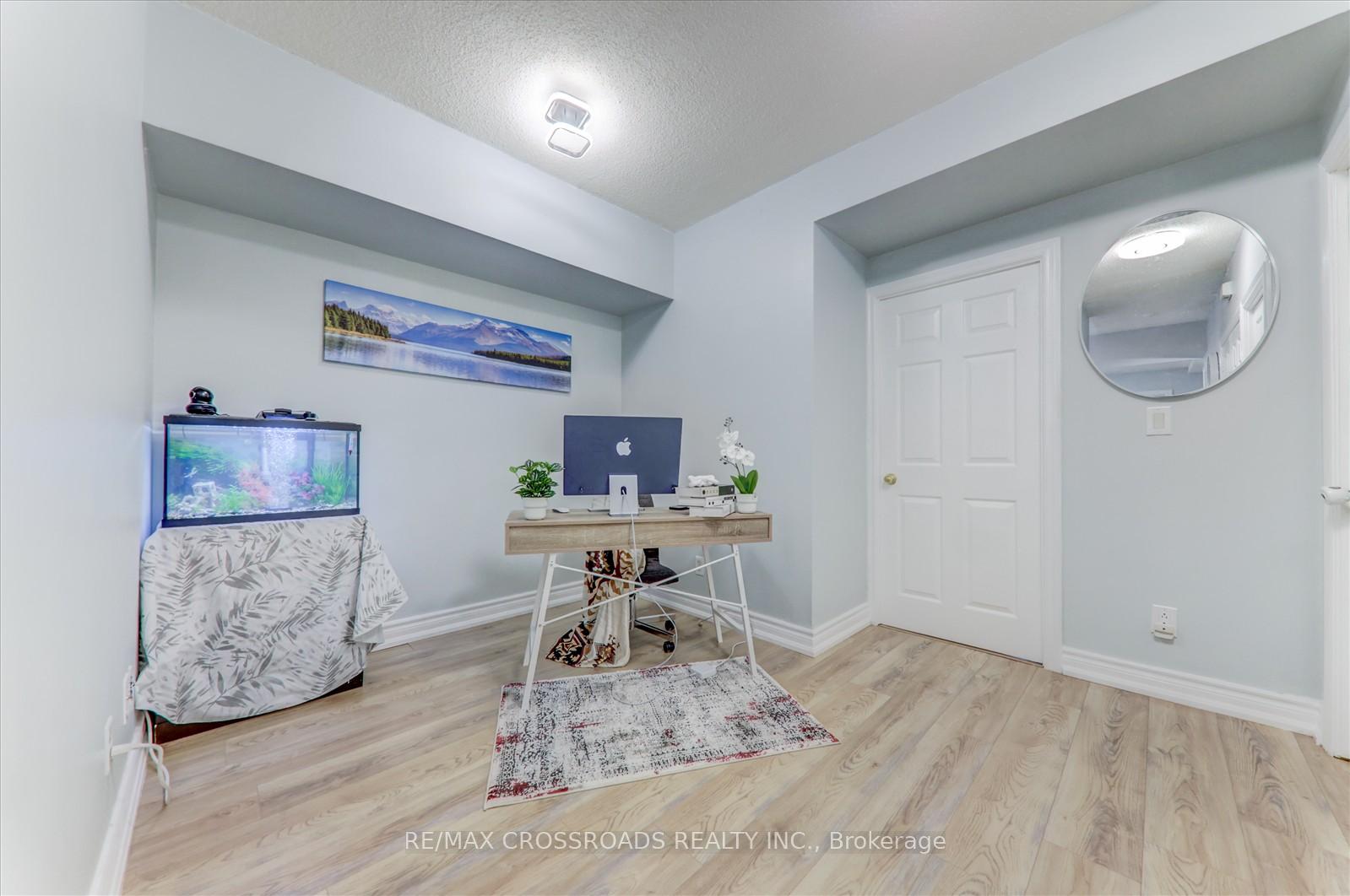 3 Bedrooms Condo at 3047 Finch, Toronto For sale