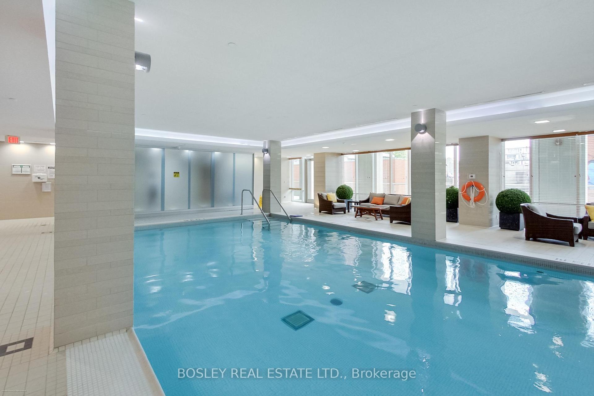 2 Bedrooms Condo at 1 Bedford, Toronto For sale