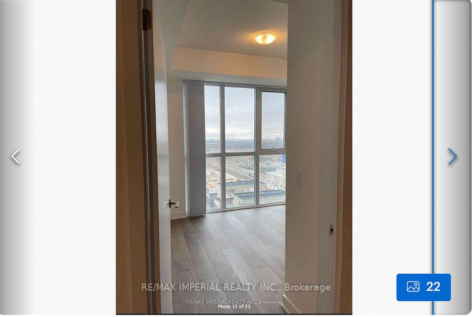 #806 - 10 Honeycrisp Crescent, Vaughan, ON L4K 0M7