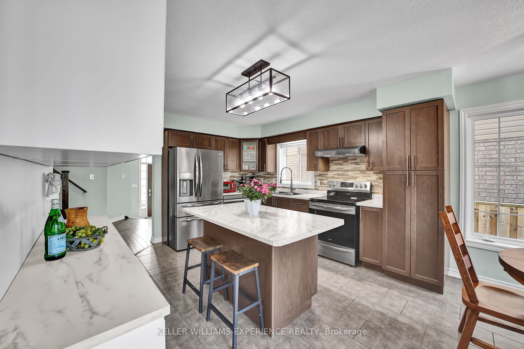 13 KAYLA Crescent