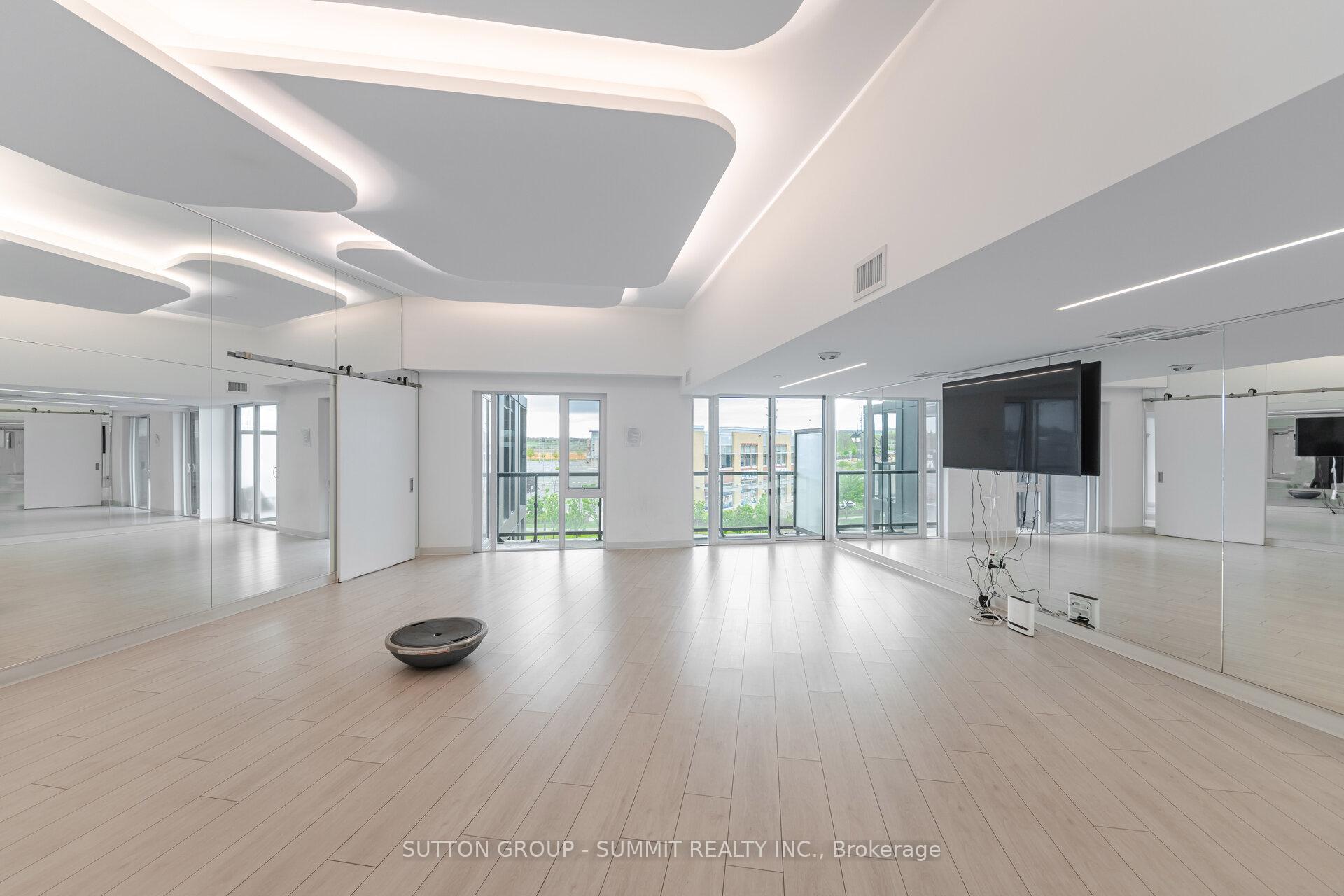 2 Bedrooms Condo at 3200 DAKOTA COMMON, Burlington For sale
