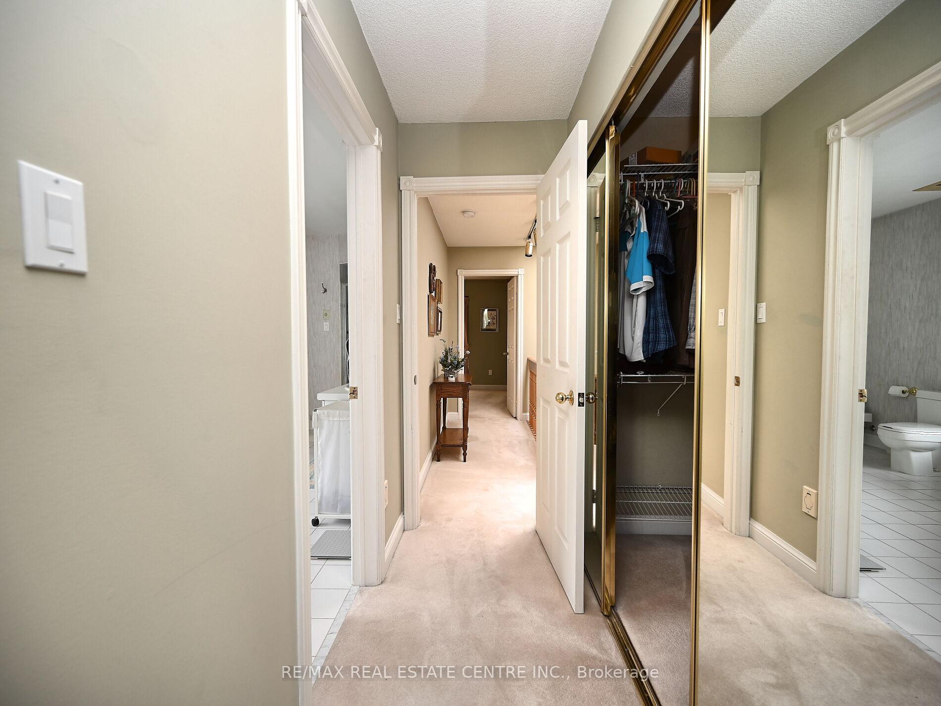 3 Bedrooms Condo at 3587 Kariya, Mississauga For sale