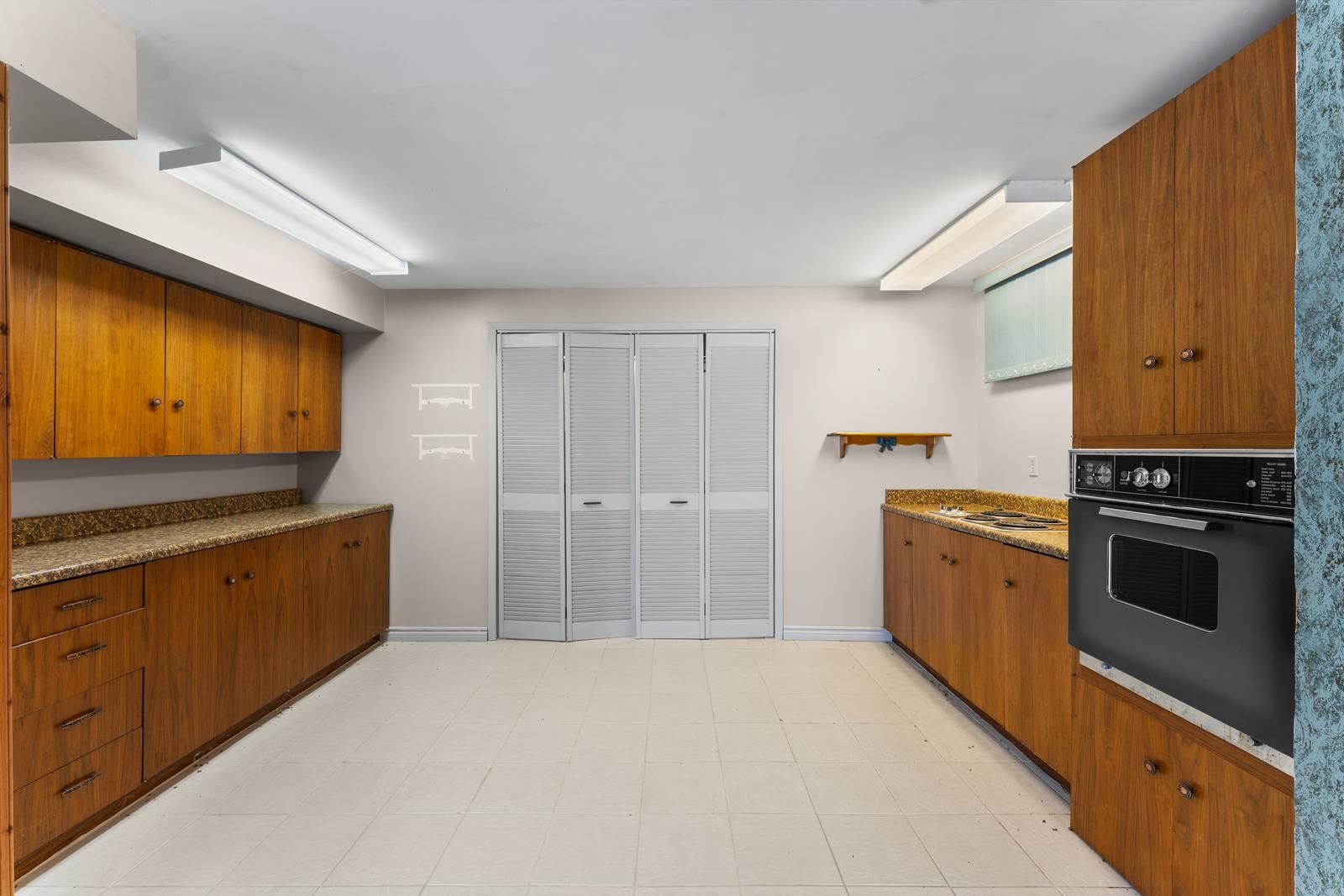 16 Millwood Parkway