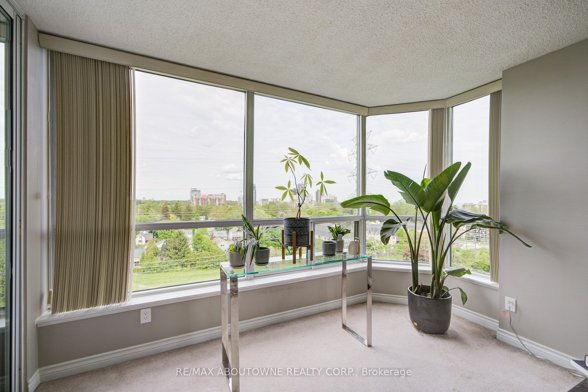 1276 Maple Crossing Boulevard, #1008