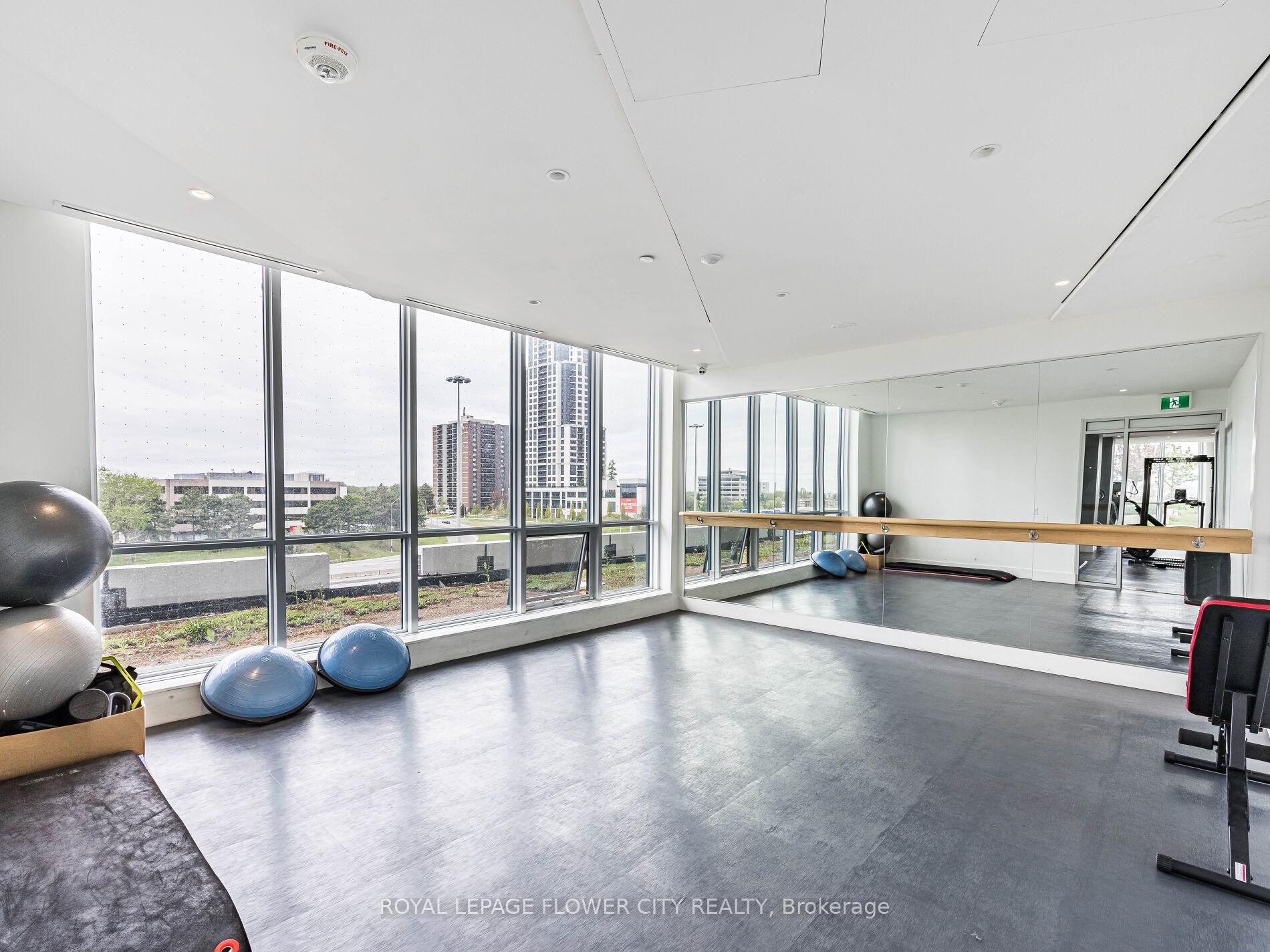 1 Bedroom Condo at 30 Gibbs, Toronto For sale