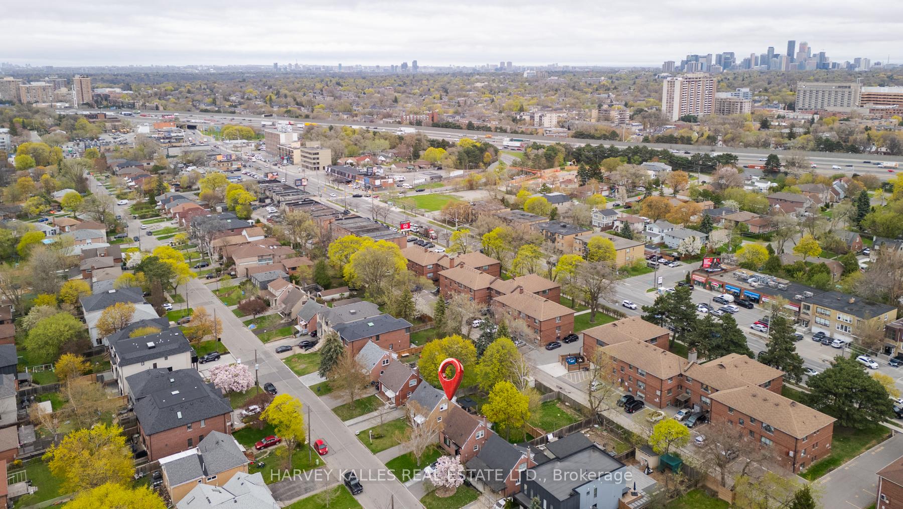 89 Charleswood Drive