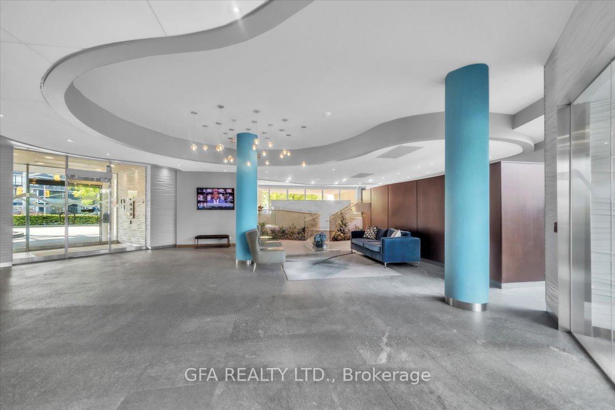 2 Bedrooms Condo at 550 Queens, Toronto For sale
