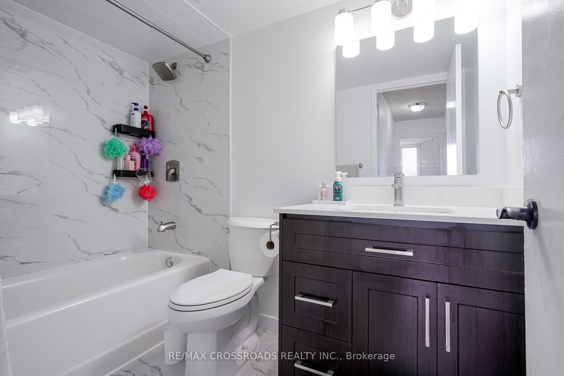 3 Bedrooms Condo at 15 Sewells, Toronto For sale