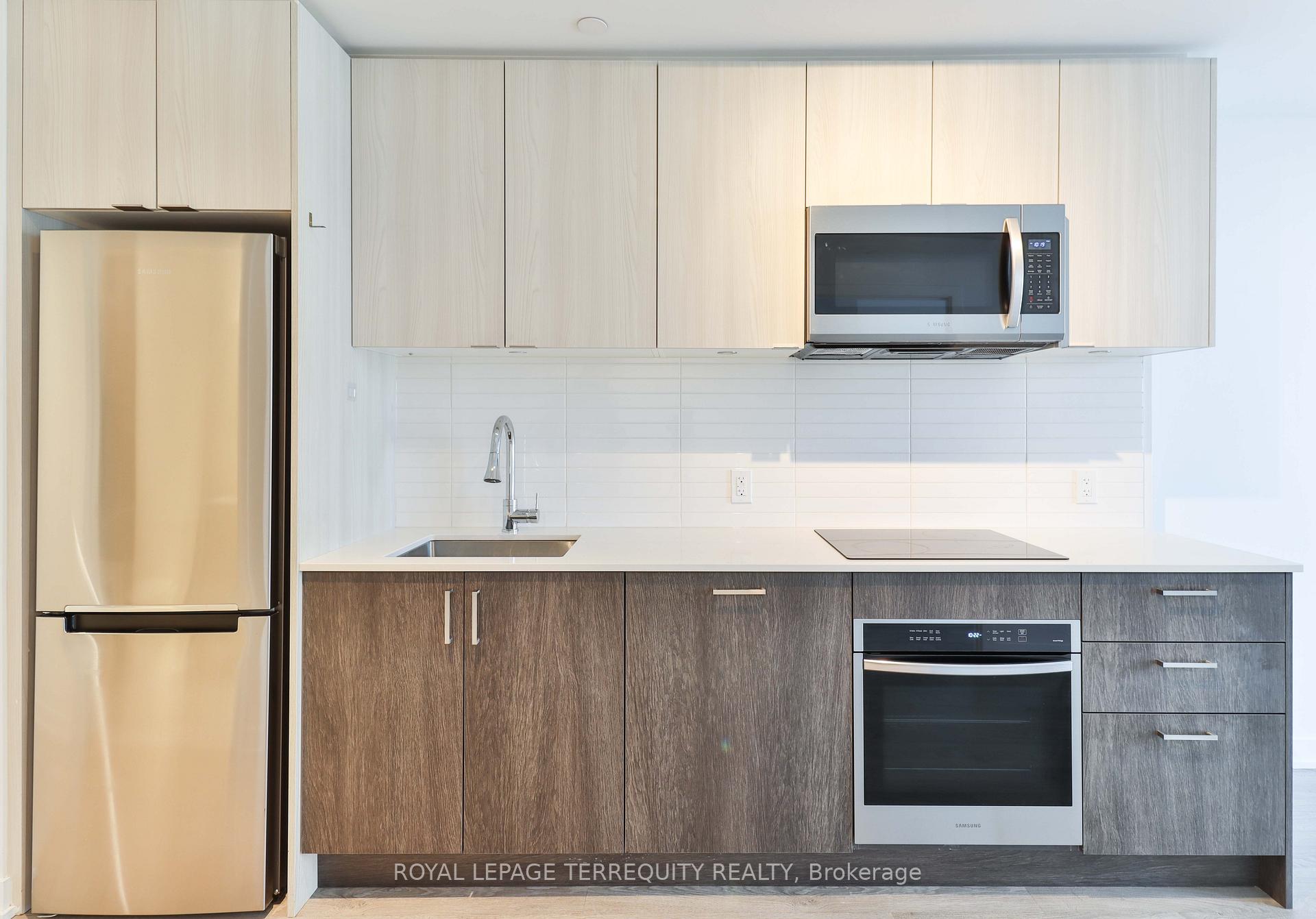 1 Bedroom Condo at 1926 Lake Shore, Toronto For sale