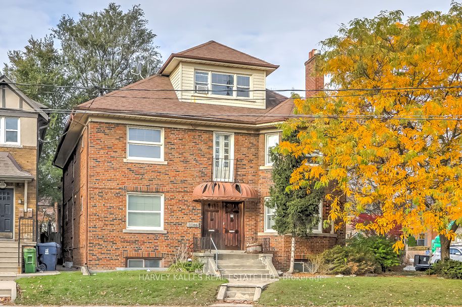 1200 Avenue Road Upper#3