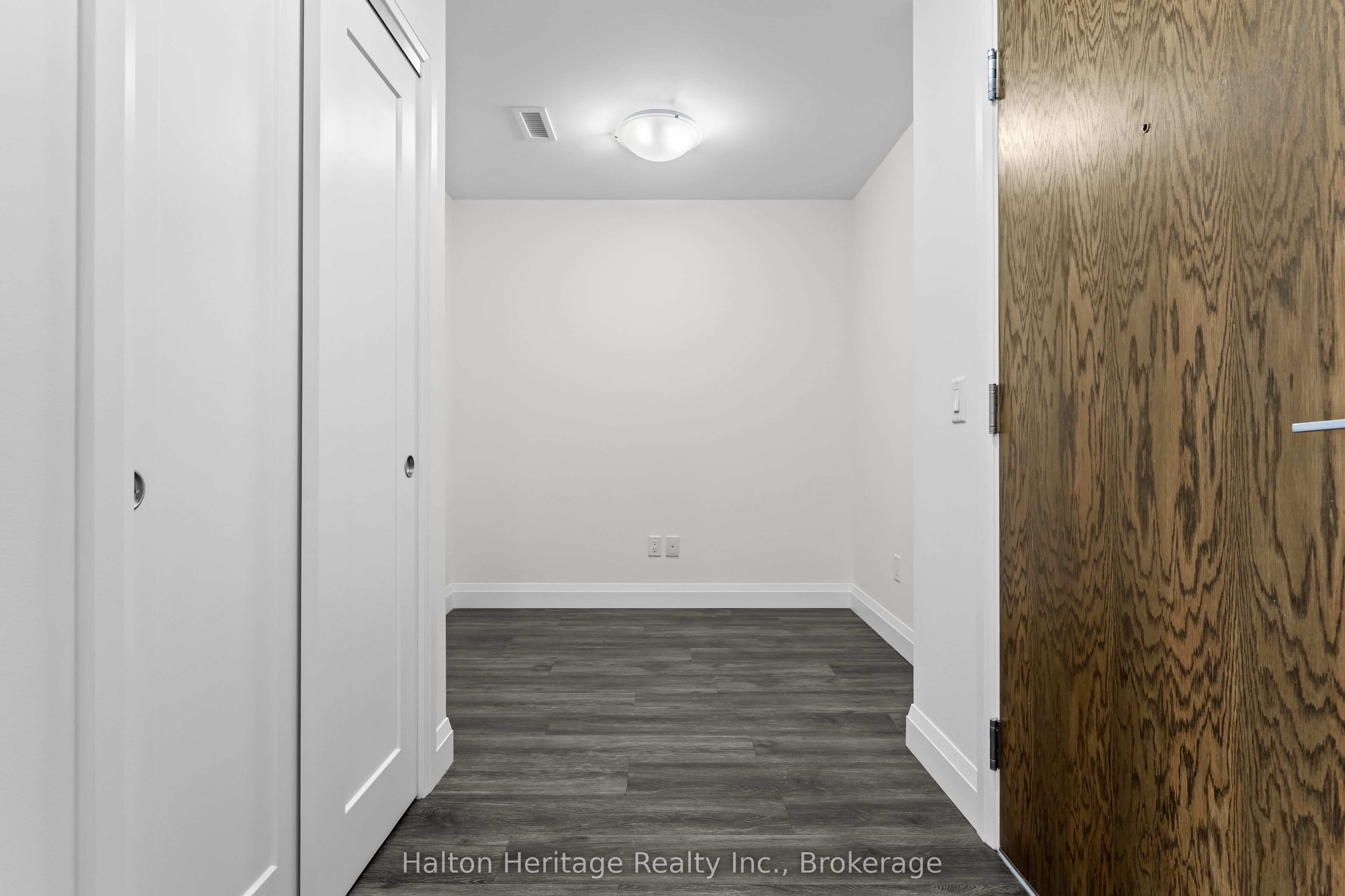 30 Hamilton Street S, #503