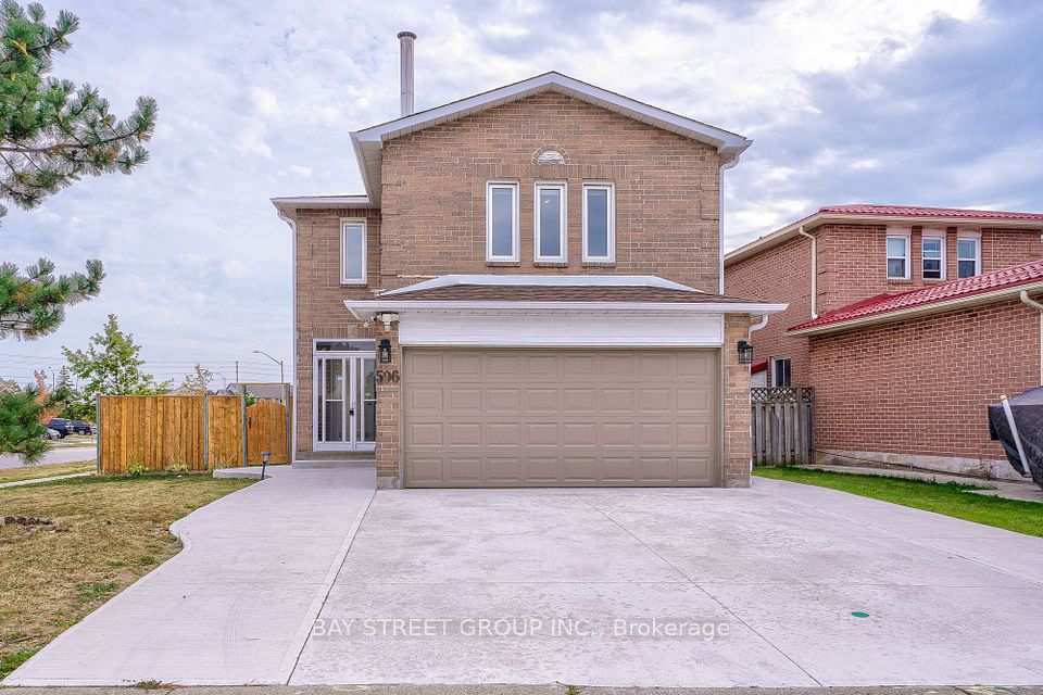 596 CONSTELLATION Drive