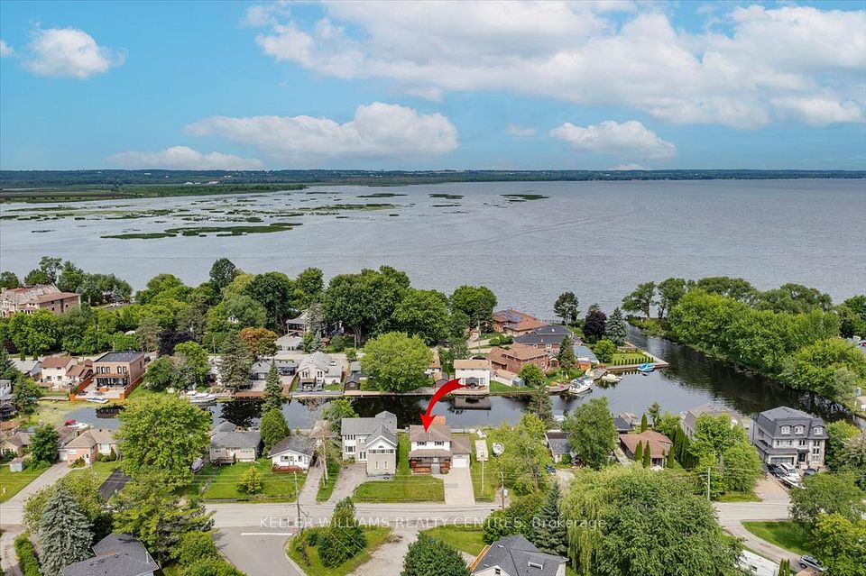 612 Lake