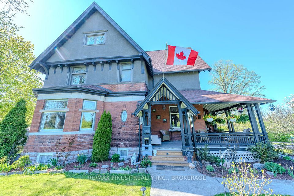 265 Dundas