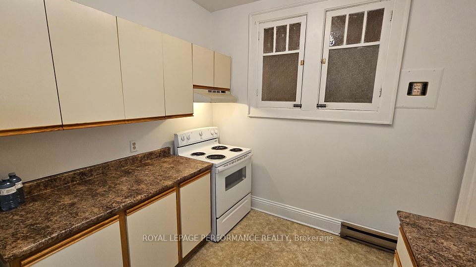 #7 - 210-228 Pitt Street, Cornwall, ON K6J 3P6