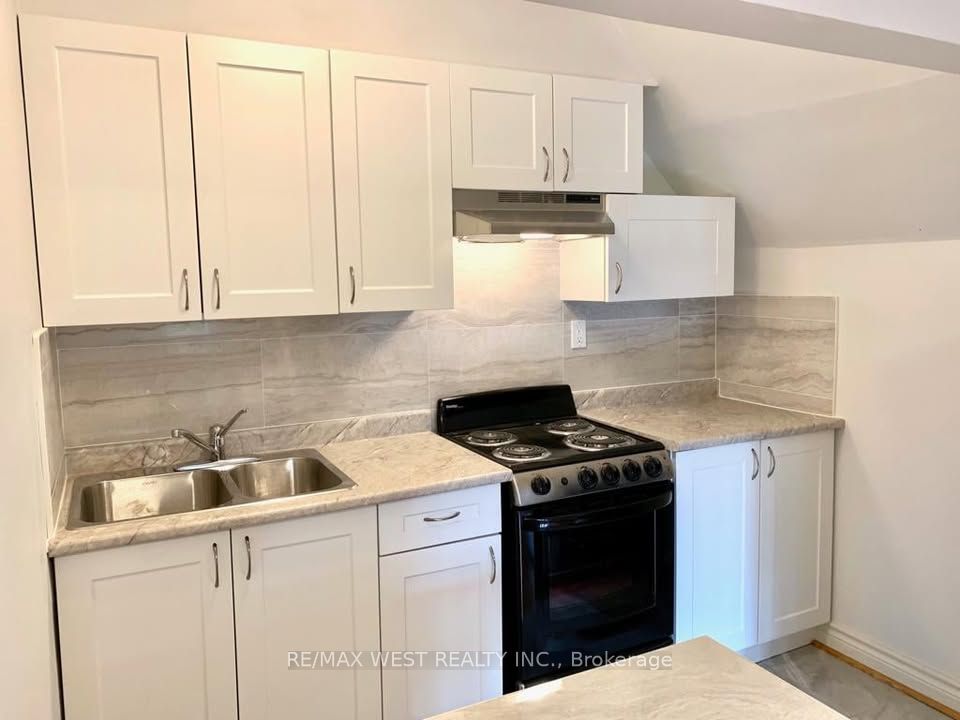 Third floor kitchen